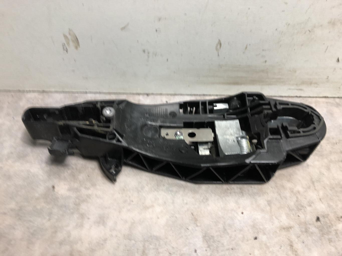 Supporto maniglia portiera posteriore sinistra PEUGEOT 308 2 PHASE 2 Gasolina - 1