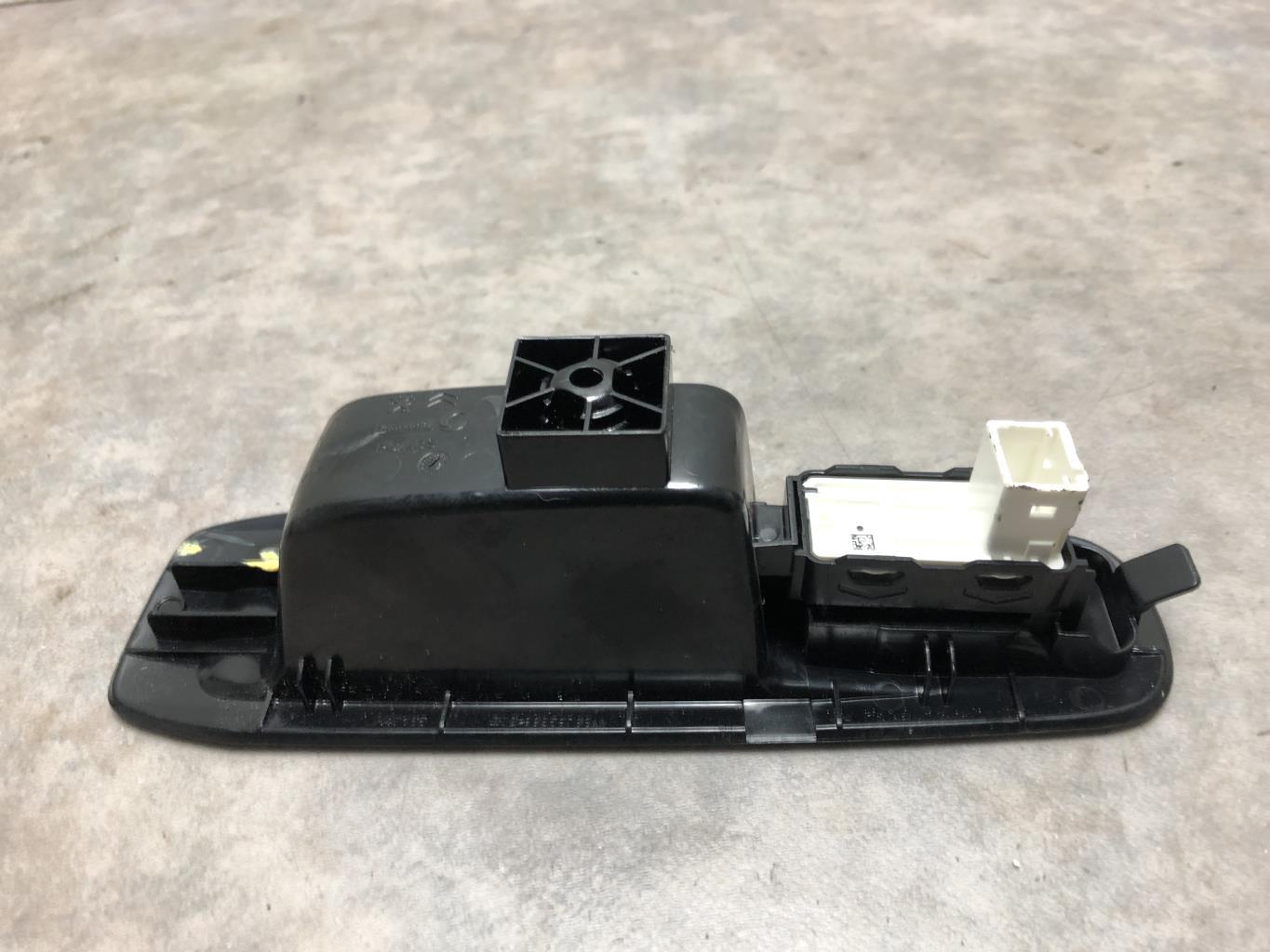 Interruttore lavacristalli posteriore destro PEUGEOT 308 2 PHASE 2 Gasolina - 1