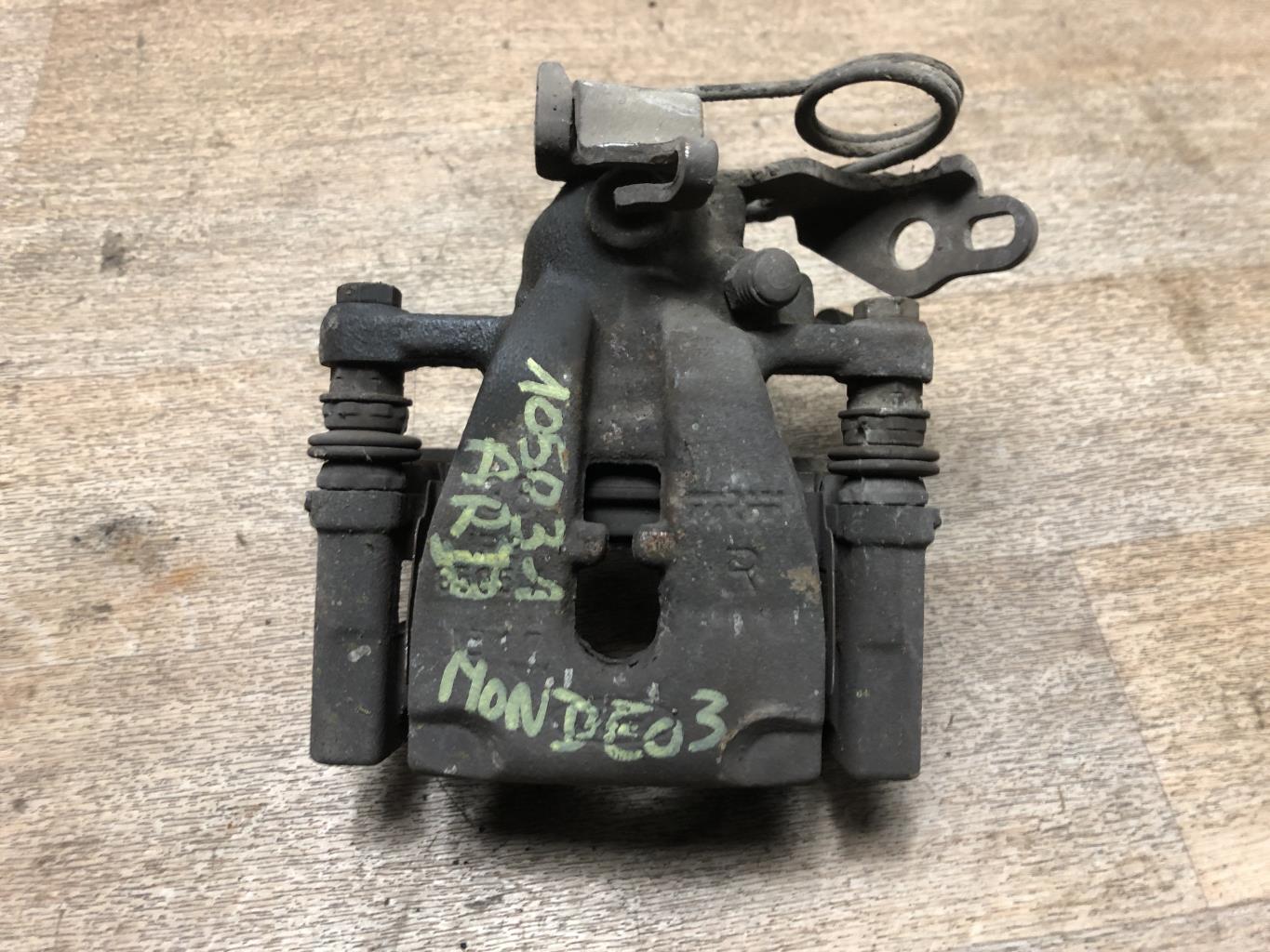 Pinza freni posteriore destra FORD MONDEO 3 PHASE 1 Diésel - 1