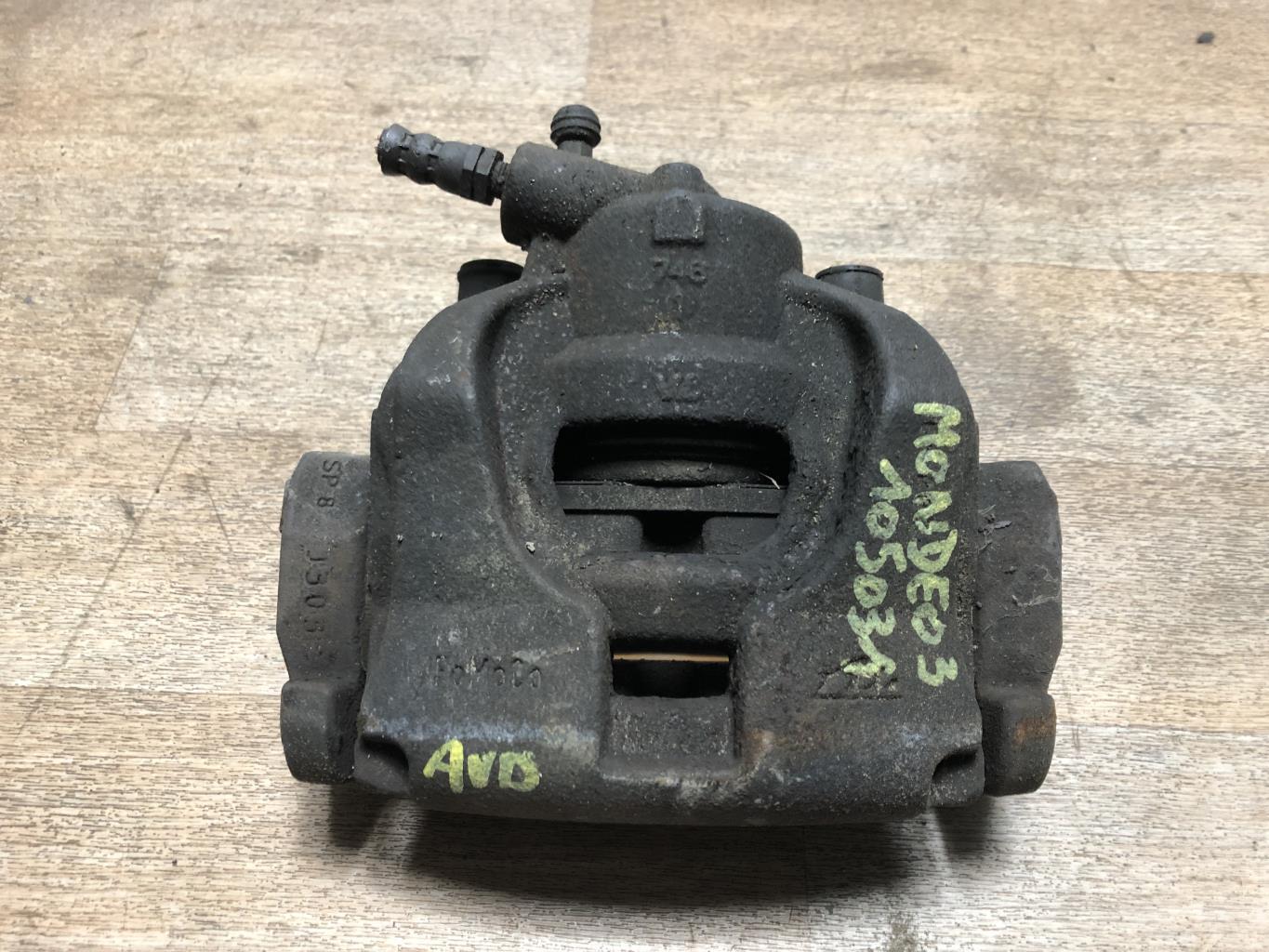 Pinza freni anteriore destra FORD MONDEO 3 PHASE 1 Diésel - 1