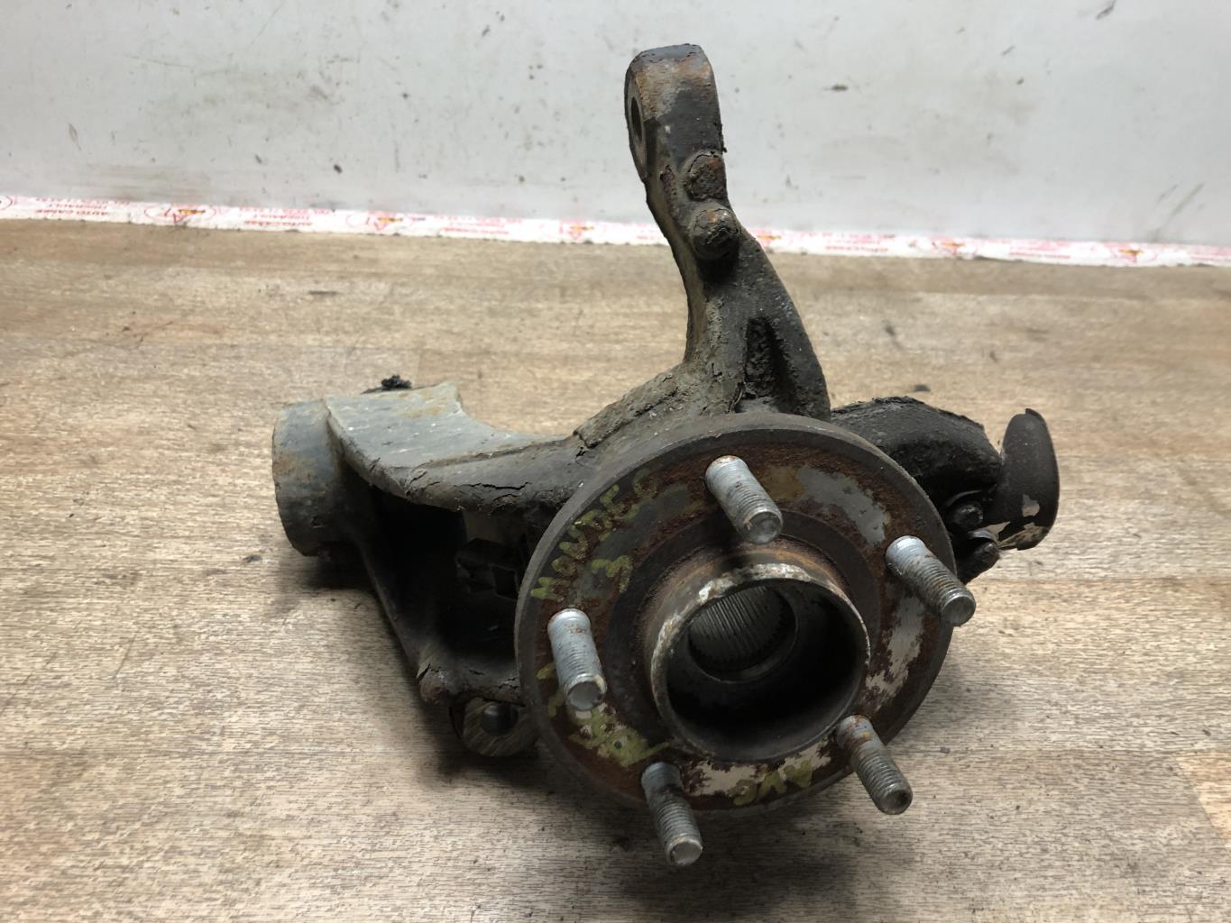 Fusee avant gauche FORD MONDEO 3 PHASE 1 Diesel - 1