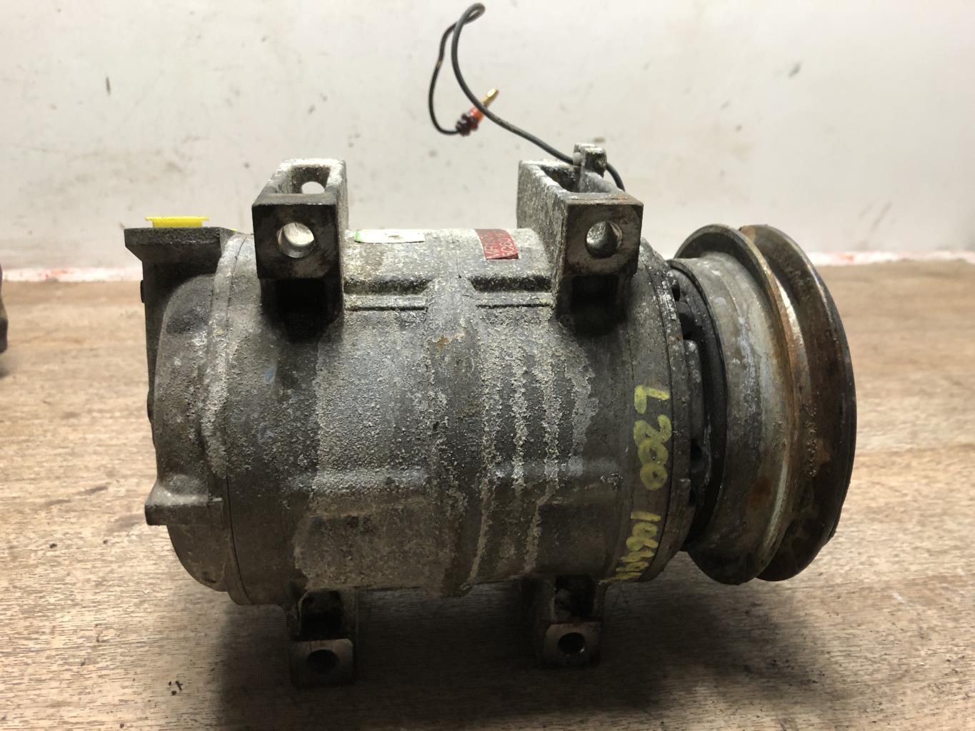 Compresseur clim MITSUBISHI L 200 2 Diesel - 1