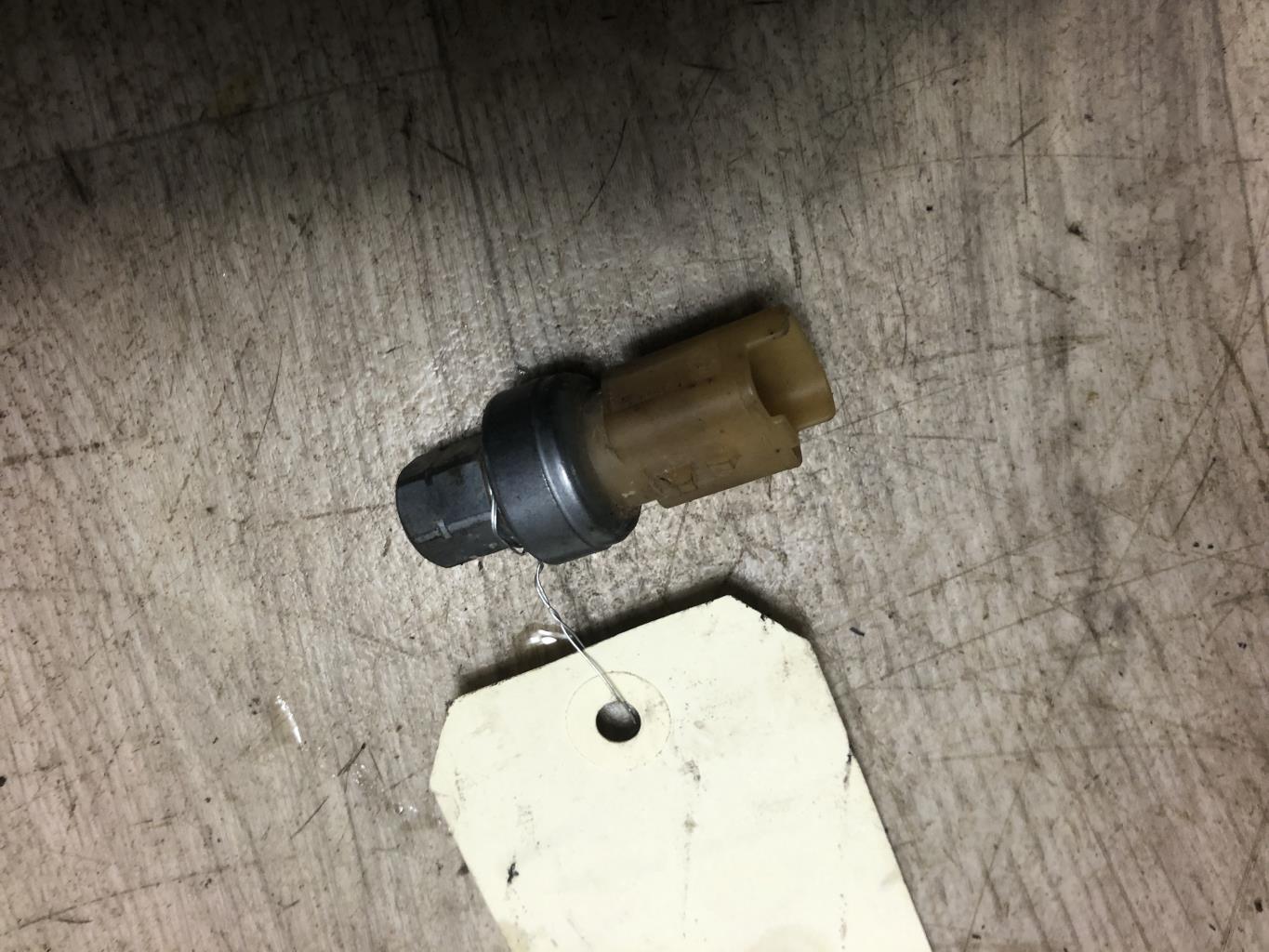 Pressostat de climatisation PEUGEOT 407 PHASE 1 Diesel - 1