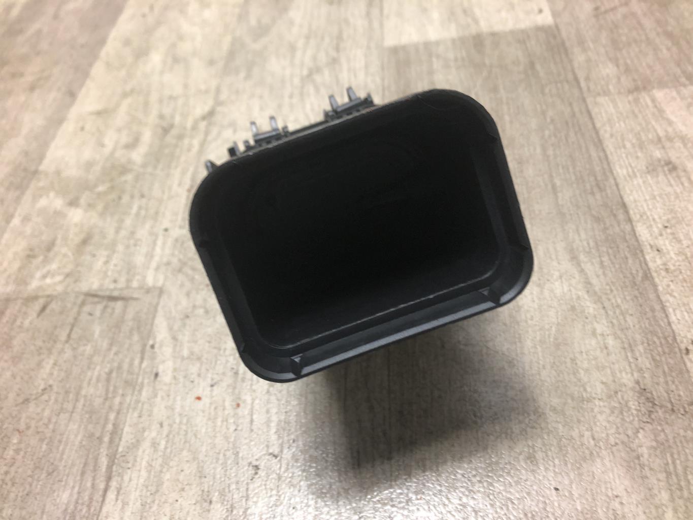 Bocchetta aerazione cruscotto anteriore sinistra VOLVO S 40 2 PHASE 1 Diésel - 1