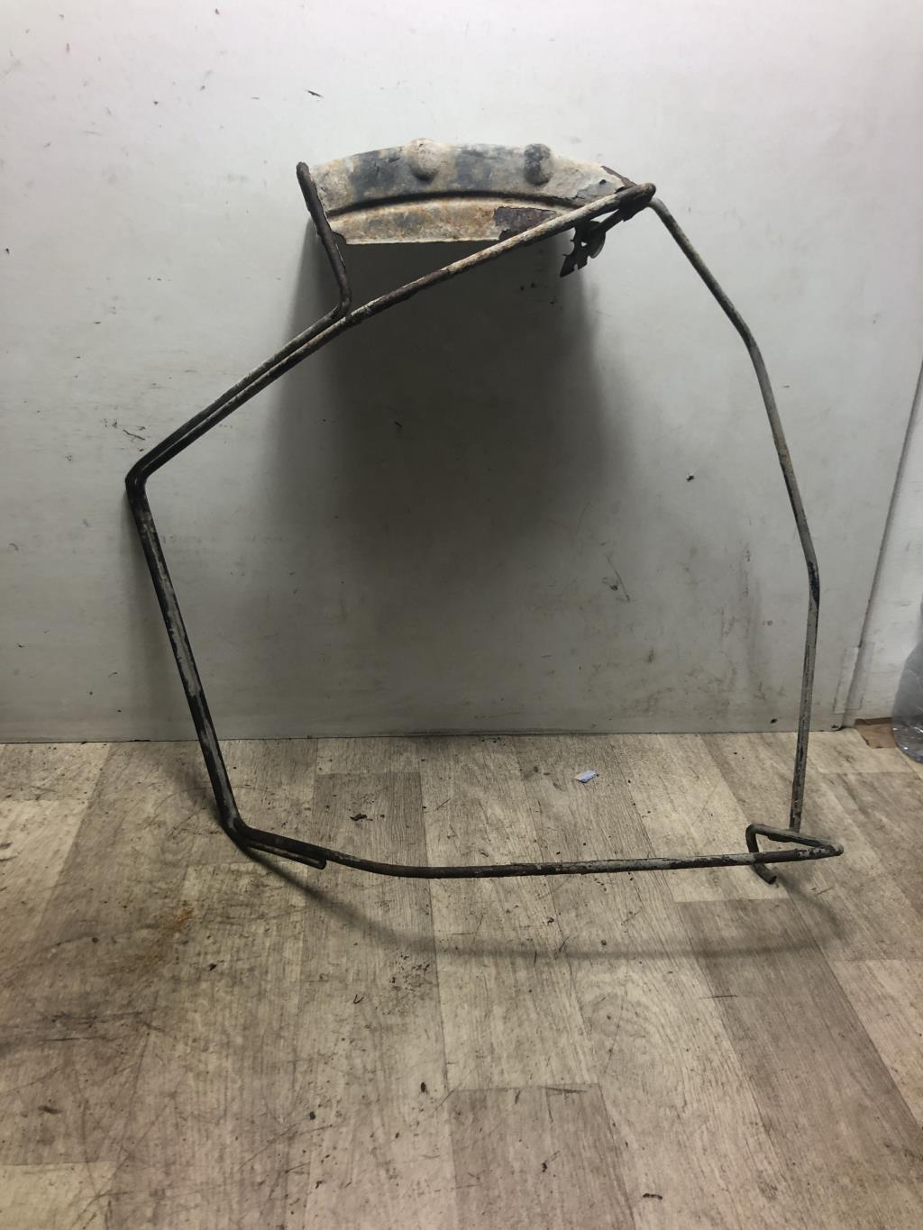 Panier roue de secours RENAULT TWINGO 3 PHASE 1 Essence - 1