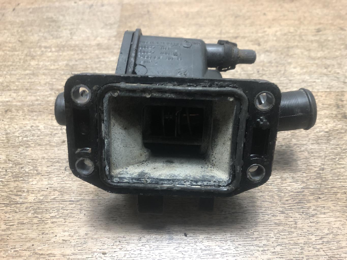 Boitier eau CITROEN NEMO Diesel - 1
