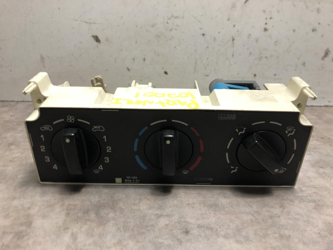 Commande chauffage PEUGEOT PARTNER 1 PHASE 2 Essence - 1
