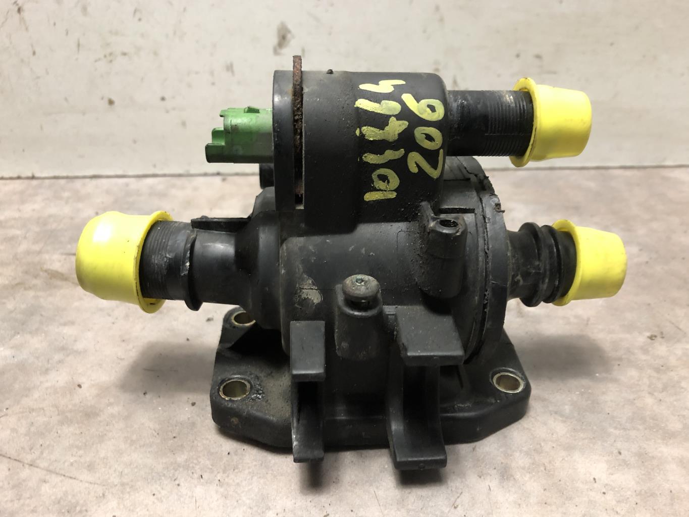 Boitier eau PEUGEOT 206 PHASE 1 Diesel - 1
