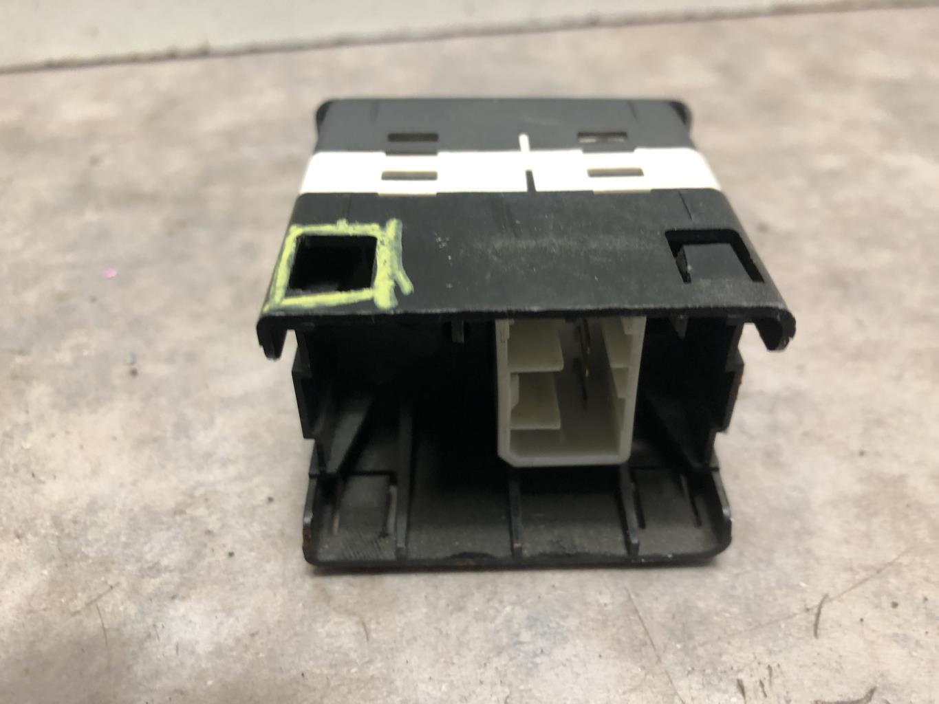Bouton/Interrupteur VOLVO V 40 1 PHASE 2 BREAK Diesel - 1