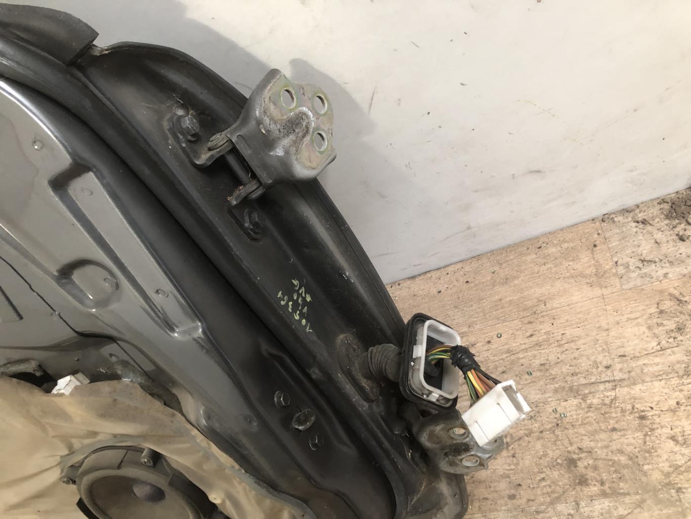 Portiera anteriore sinistra VOLVO V 40 1 PHASE 2 BREAK Diésel - 1