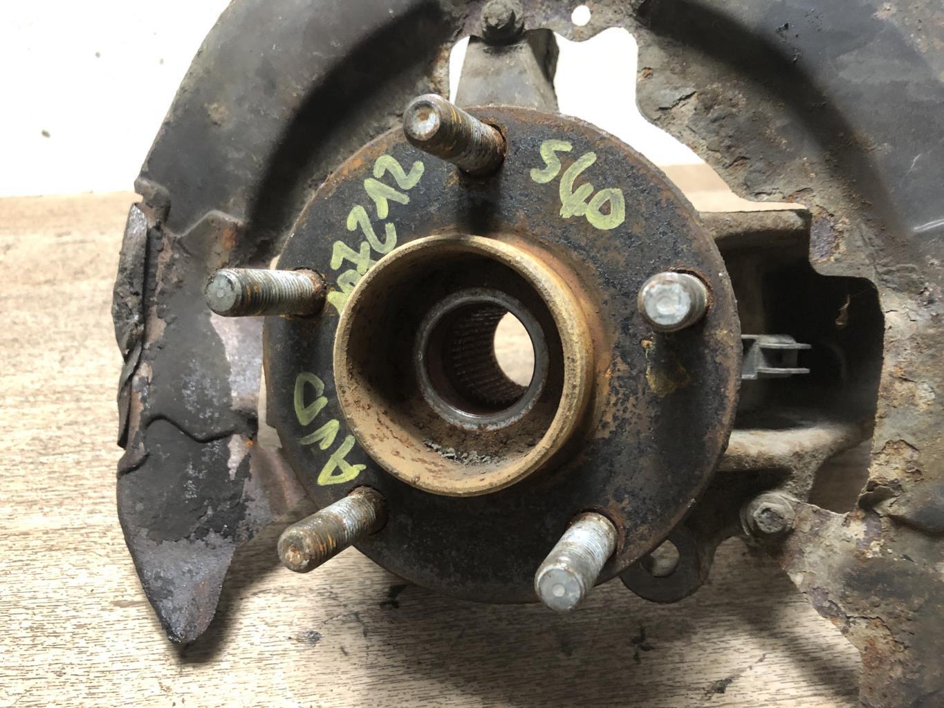 Fusee avant droit VOLVO S 40 2 PHASE 1 Diesel - 1