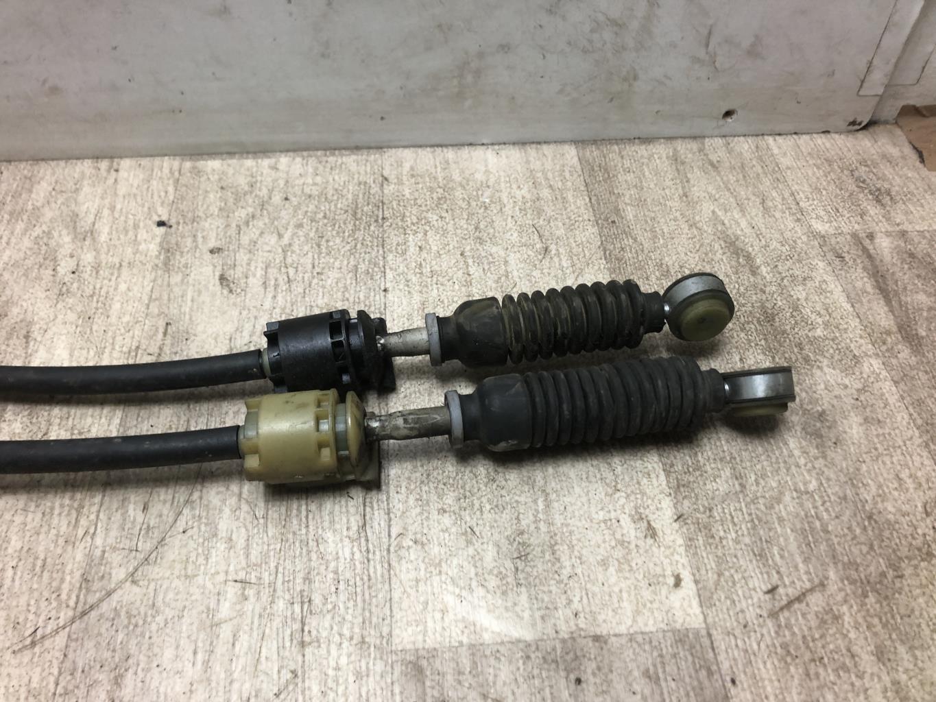 Cable levier de vitesses MAZDA 5 1 PHASE 1 Diesel - 1