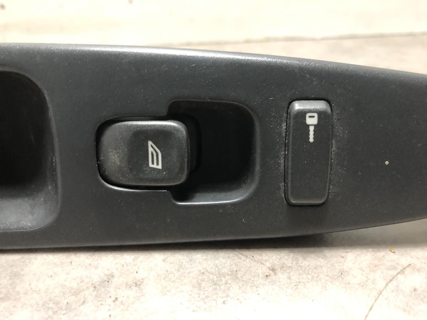 Interruttore lavacristalli anteriore destro VOLVO V 40 1 PHASE 2 BREAK Diésel - 1