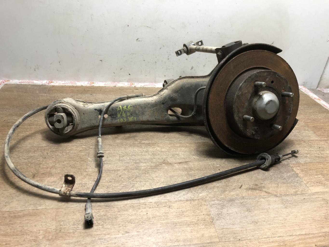 Fusee arriere gauche VOLVO V 40 1 PHASE 2 BREAK Diesel - 1