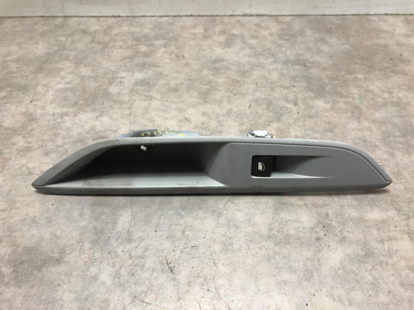 Interruttore lavacristalli posteriore sinistro PEUGEOT 3008 2  - 1