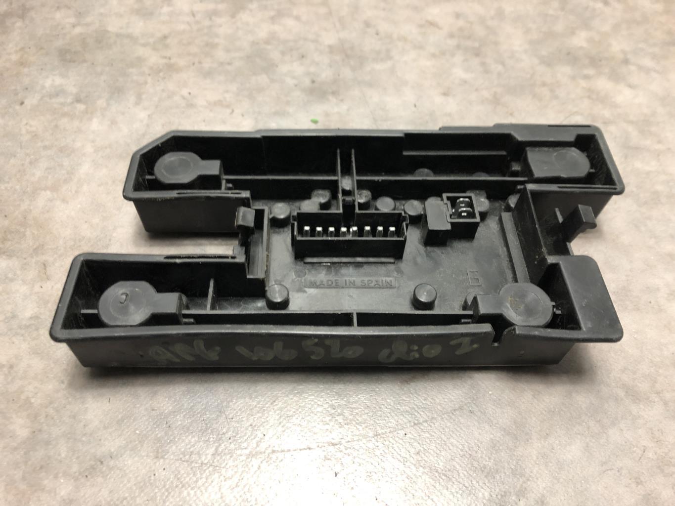 Base portalampade fanale posteriore sinistro RENAULT CLIO 1 PHASE 2 Gasolina - 1
