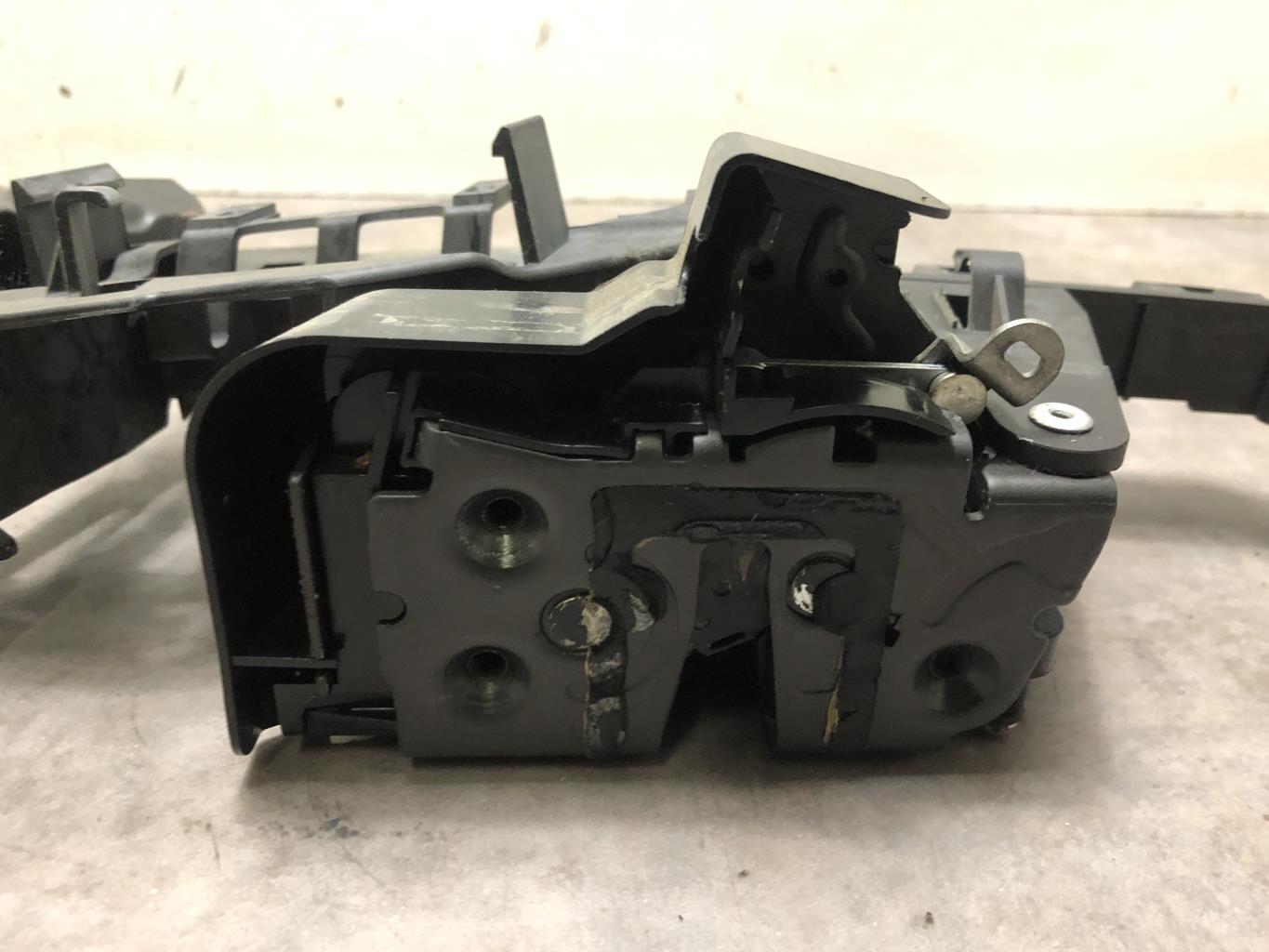 Serratura posteriore destra FORD C-MAX 1 PHASE 2  - 1