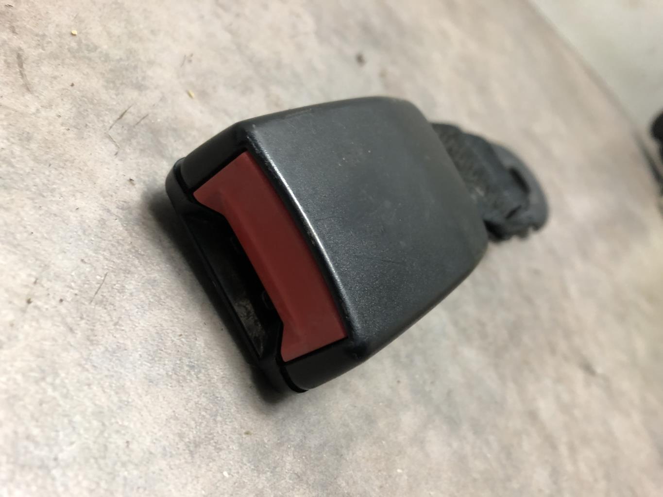 Aggancio cintura sicurezza posteriore sinistro FORD C-MAX 1 PHASE 2  - 1
