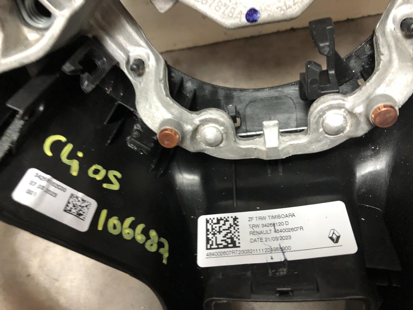 Volant RENAULT CLIO 5 PHASE 1 Essence - 1