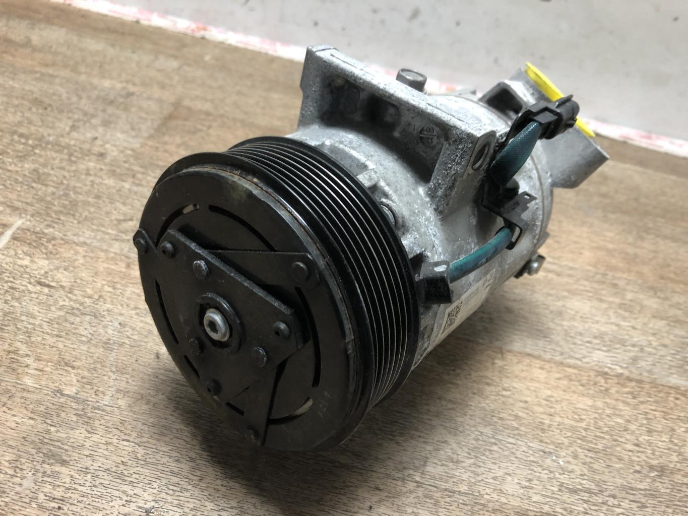 Compresseur clim RENAULT CLIO 5 PHASE 1 Essence - 1