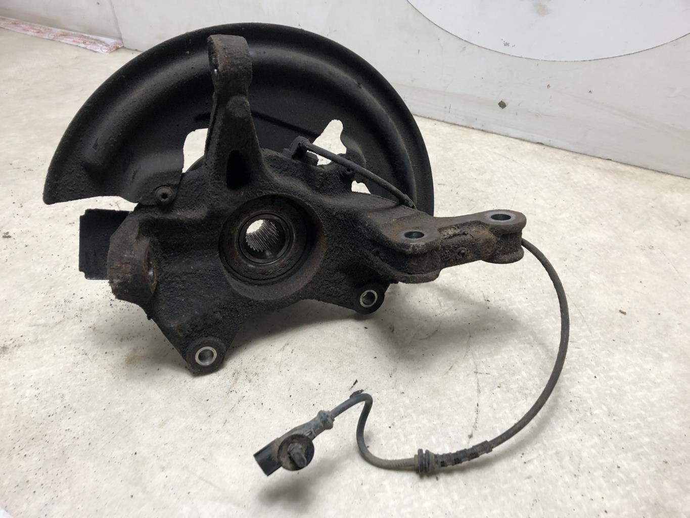 Fusee avant gauche RENAULT MEGANE 3 PHASE 1 Diesel - 1