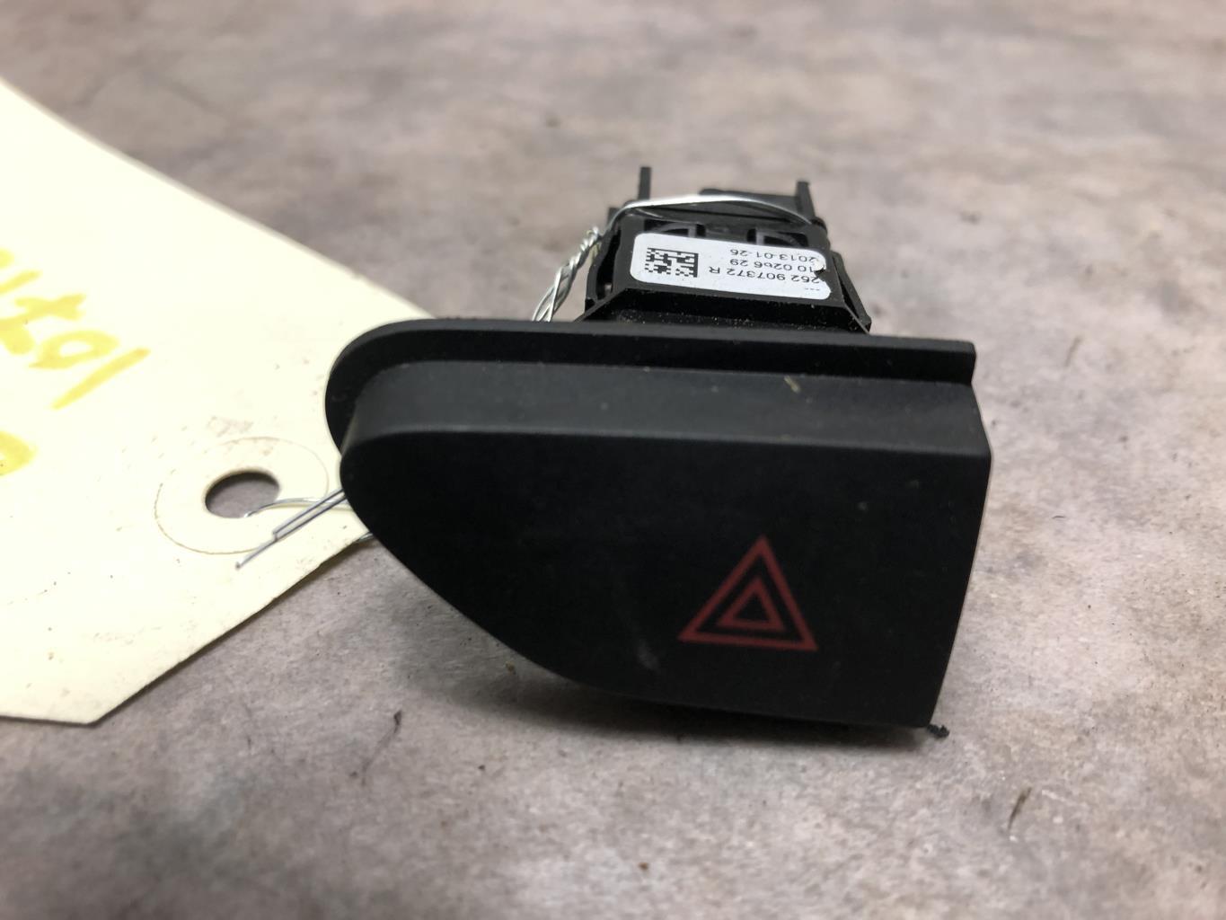 Bouton de warning RENAULT CLIO 4 PHASE 1 Diesel - 1