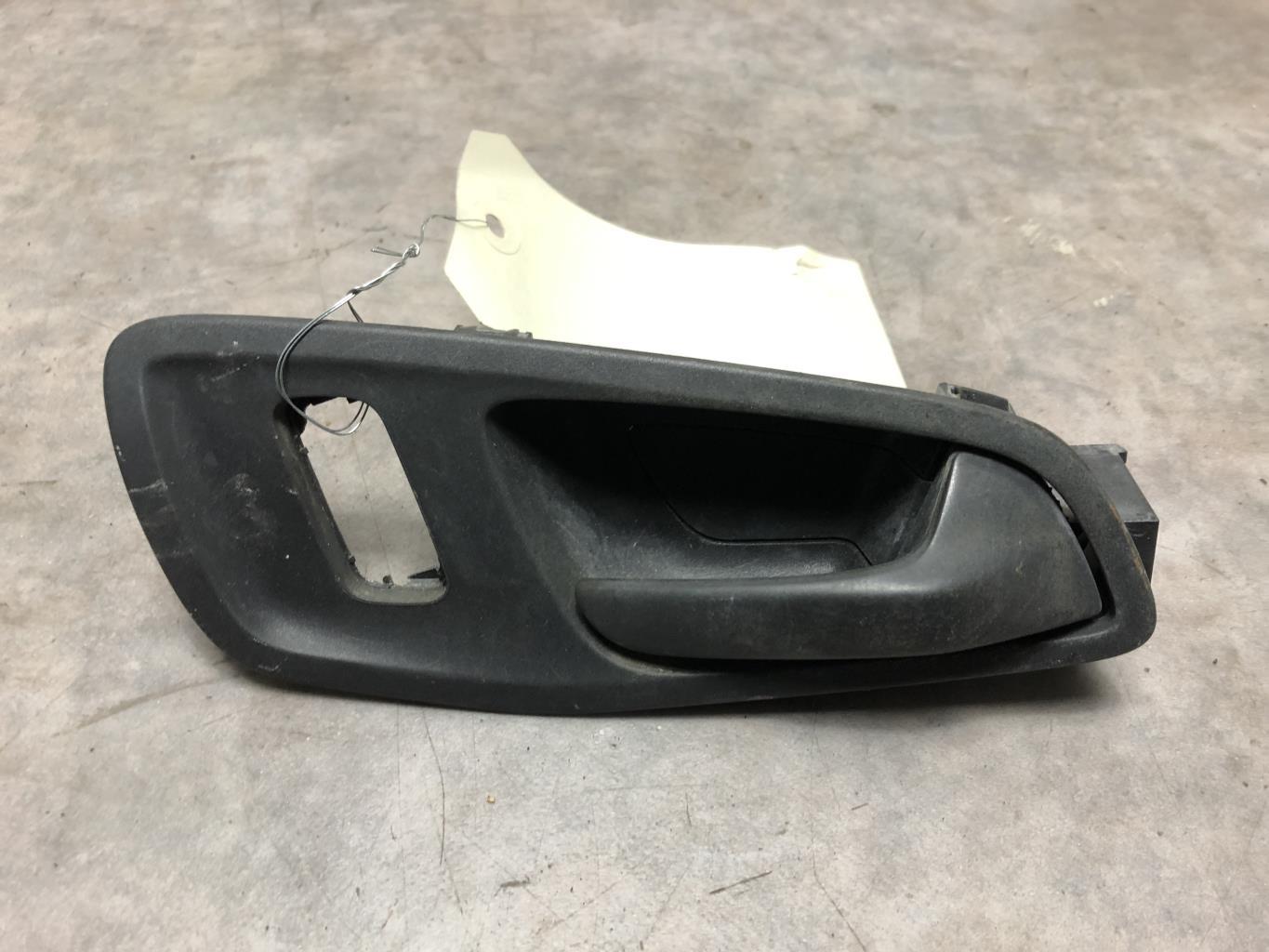 Poignee interieur avant droit FORD TRANSIT 5 PHASE 1 Diesel - 1