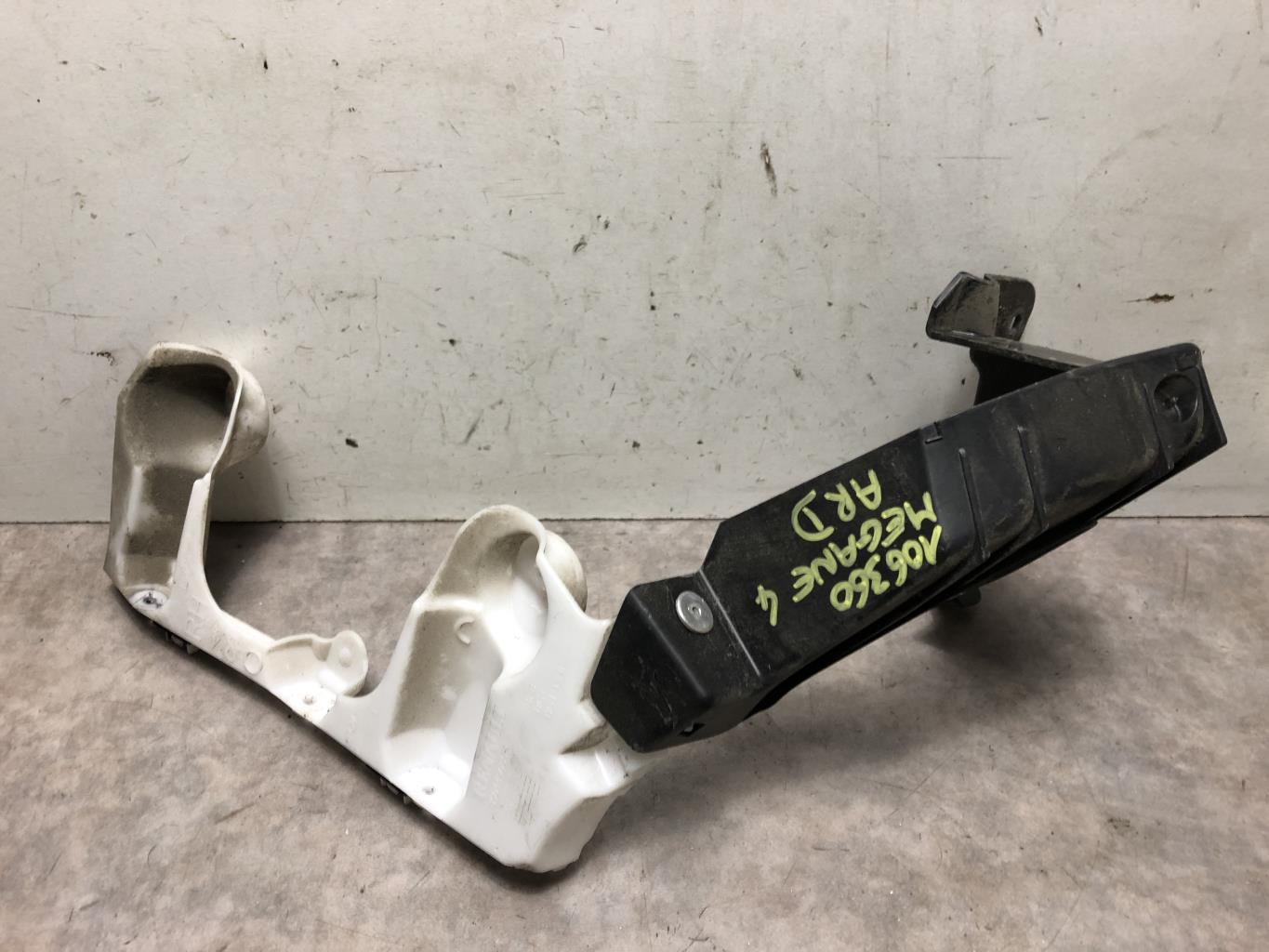 Supporto paraurti posteriore RENAULT MEGANE 4 PHASE 1 Diésel - 1
