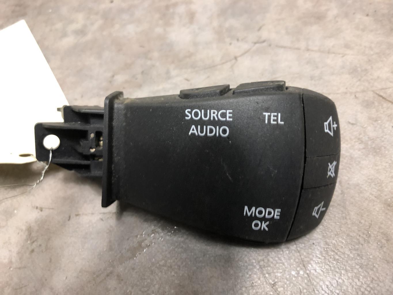 Commande autoradio RENAULT MEGANE 4 PHASE 1 Diesel - 1