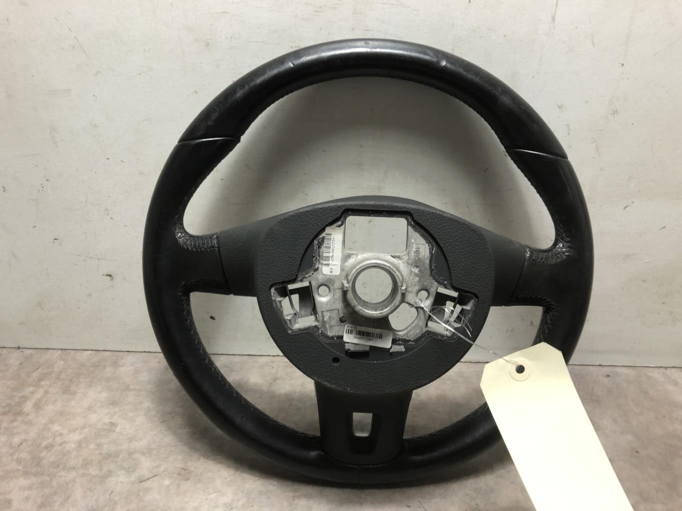 Volant VOLKSWAGEN GOLF 6 Essence - 1