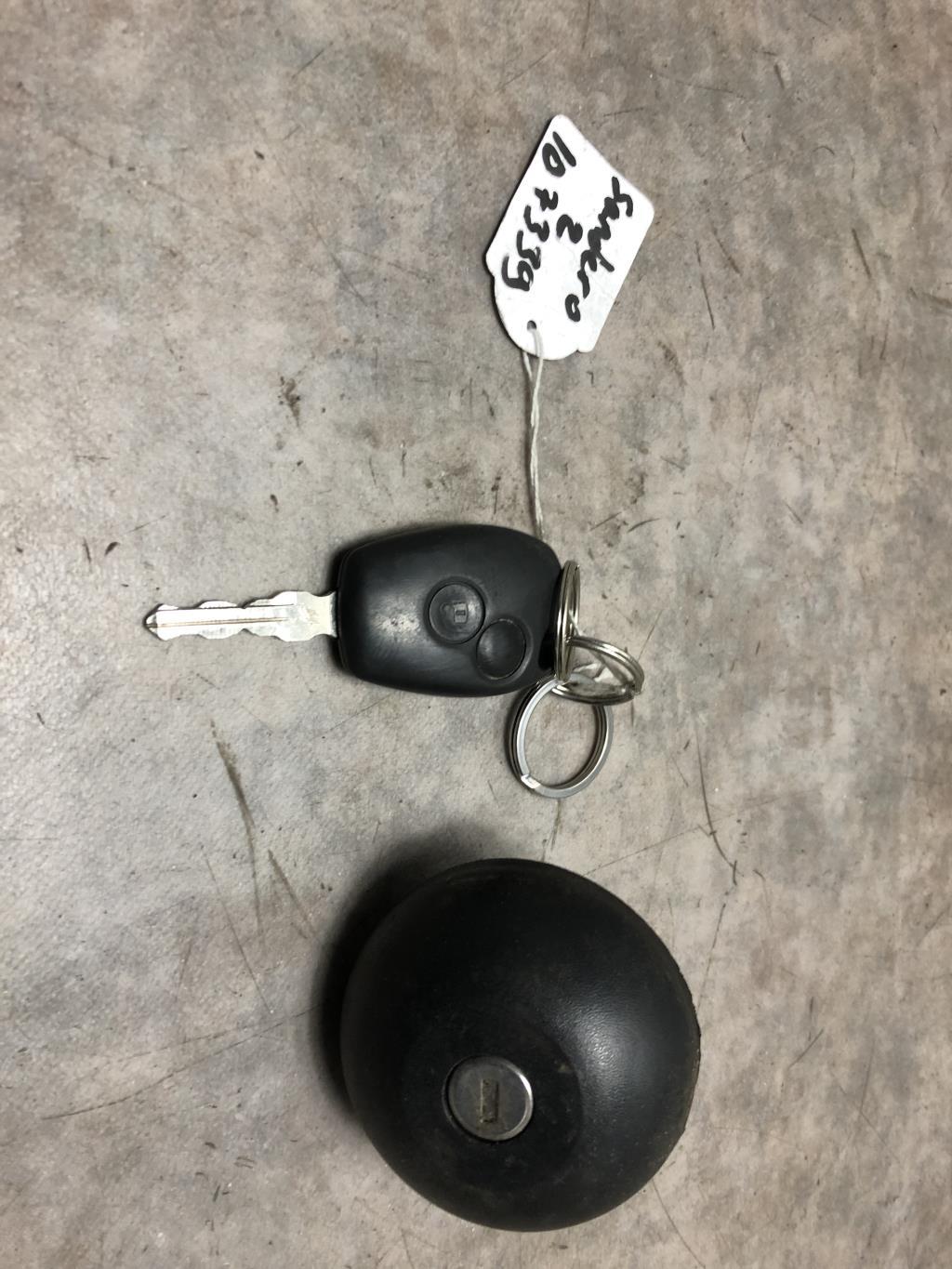 Bouchon de carburant DACIA SANDERO 2 PHASE 1 Essence - 1
