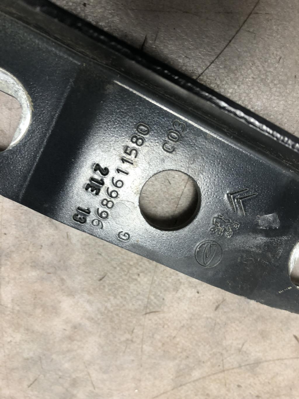 Charniere de capot CITROEN DS5 PHASE 1 Diesel - 1
