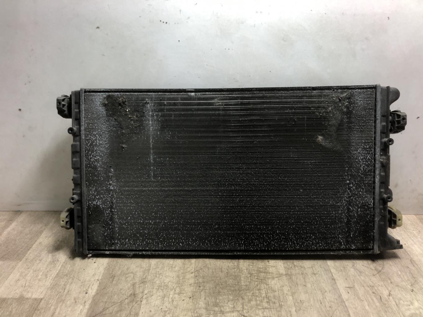 Radiateur eau VOLKSWAGEN NEW BEETLE 1 PHASE 1 CABRIOLET  - 1