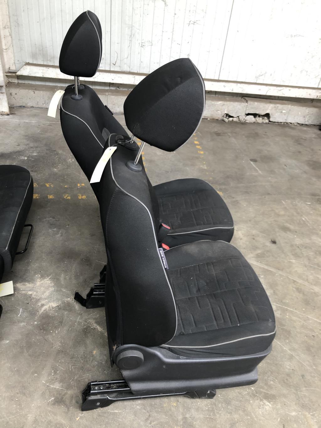 Interieur complet KIA VENGA PHASE 1 Diesel - 1