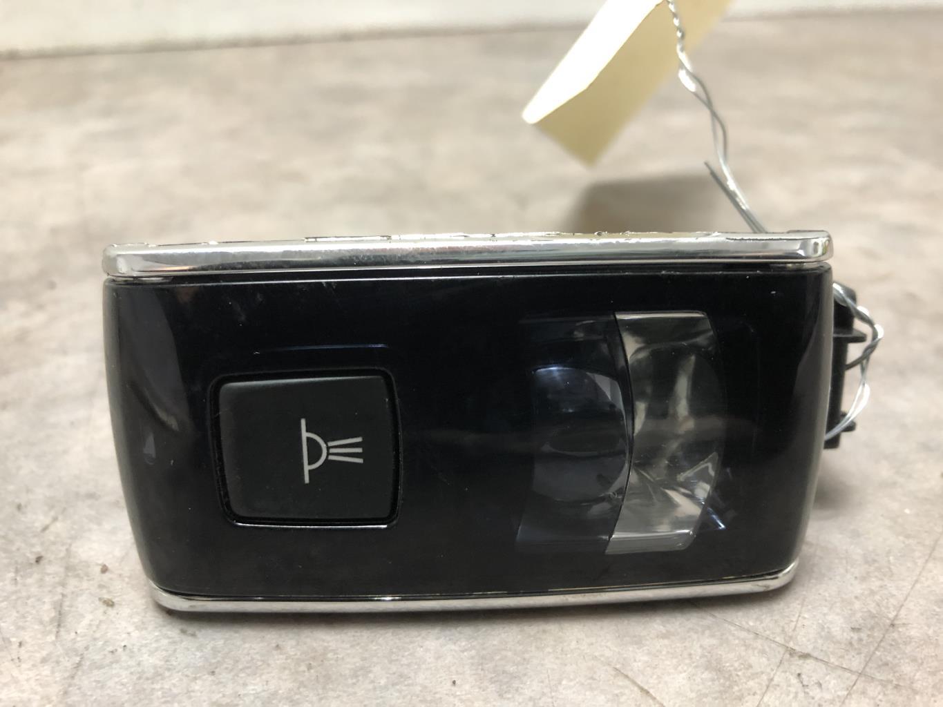 Eclairage de plafonnier CITROEN DS5 PHASE 1 Diesel - 1
