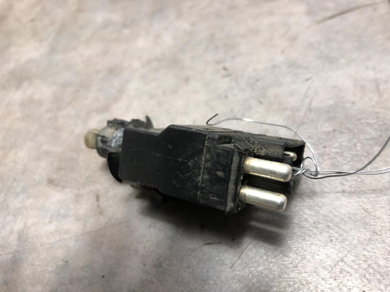 Contattore luce stop MERCEDES CLASSE E 210 PHASE 2 Diésel - 1
