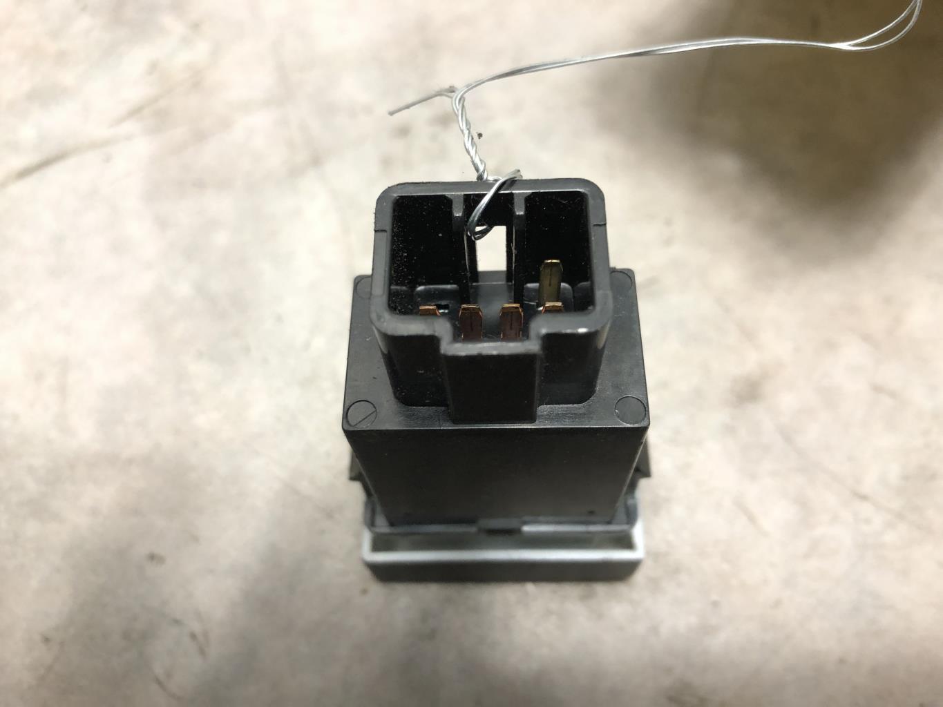 Bouton/Interrupteur KIA SORENTO 1 PHASE 1 Diesel - 1