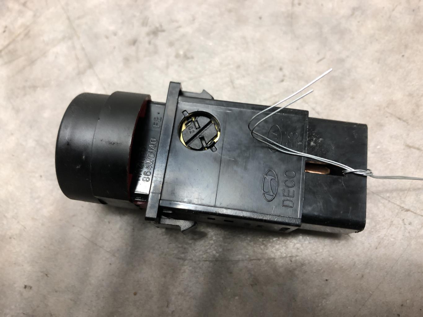 Bouton de warning KIA SORENTO 1 PHASE 1 Diesel - 1