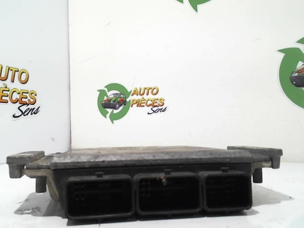 Calculateur moteur RENAULT ESPACE 3 Diesel - 1