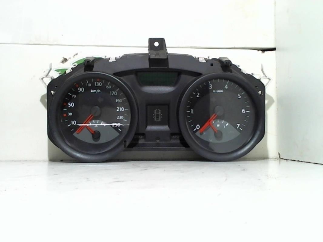 Compteur RENAULT MEGANE 2 PHASE 1 Essence - 1