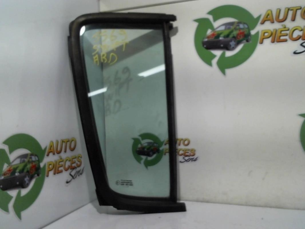Custode arriere droit (porte) SUZUKI SWIFT 3 Diesel - 1