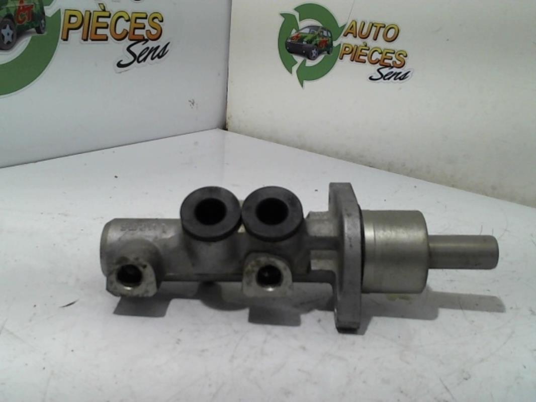 Maitre cylindre (freinage) AUDI A6 1 Diesel - 1
