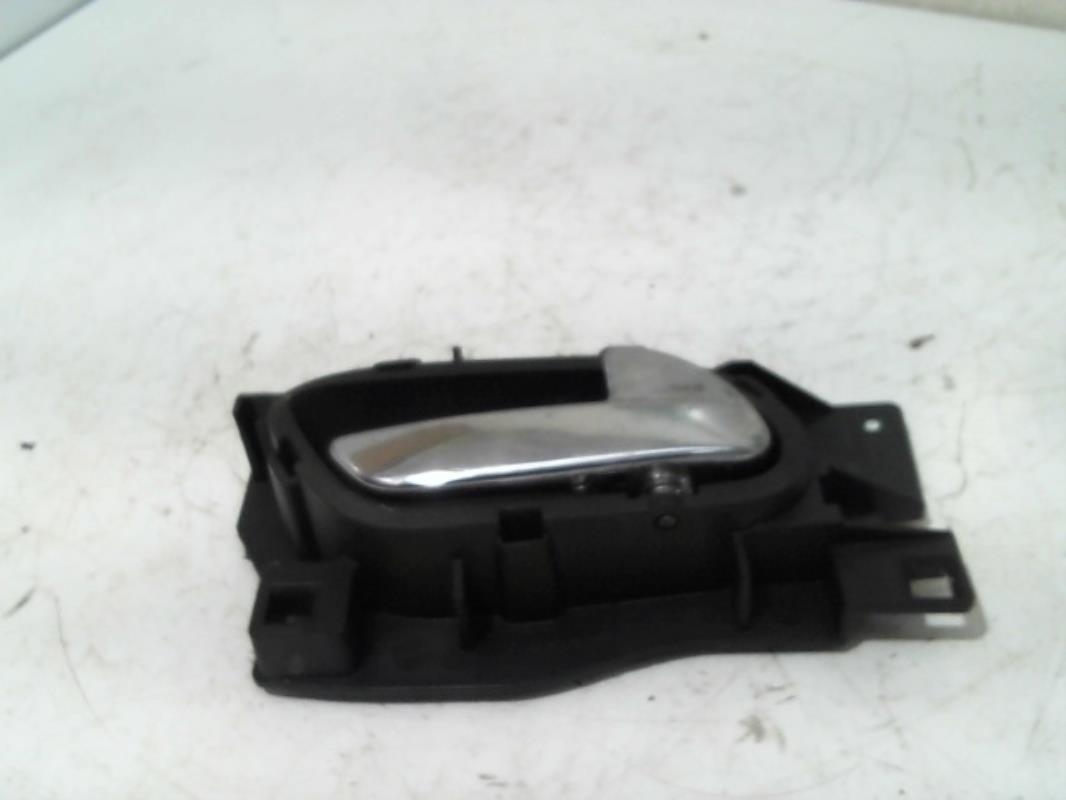 Poignee interieur avant droit CITROEN C4 1 PHASE 1 Diesel - 1