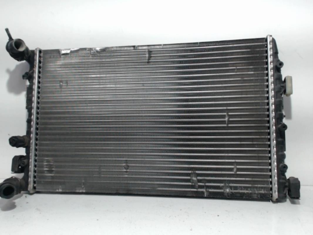 Radiateur eau VOLKSWAGEN POLO 4 Essence - 1