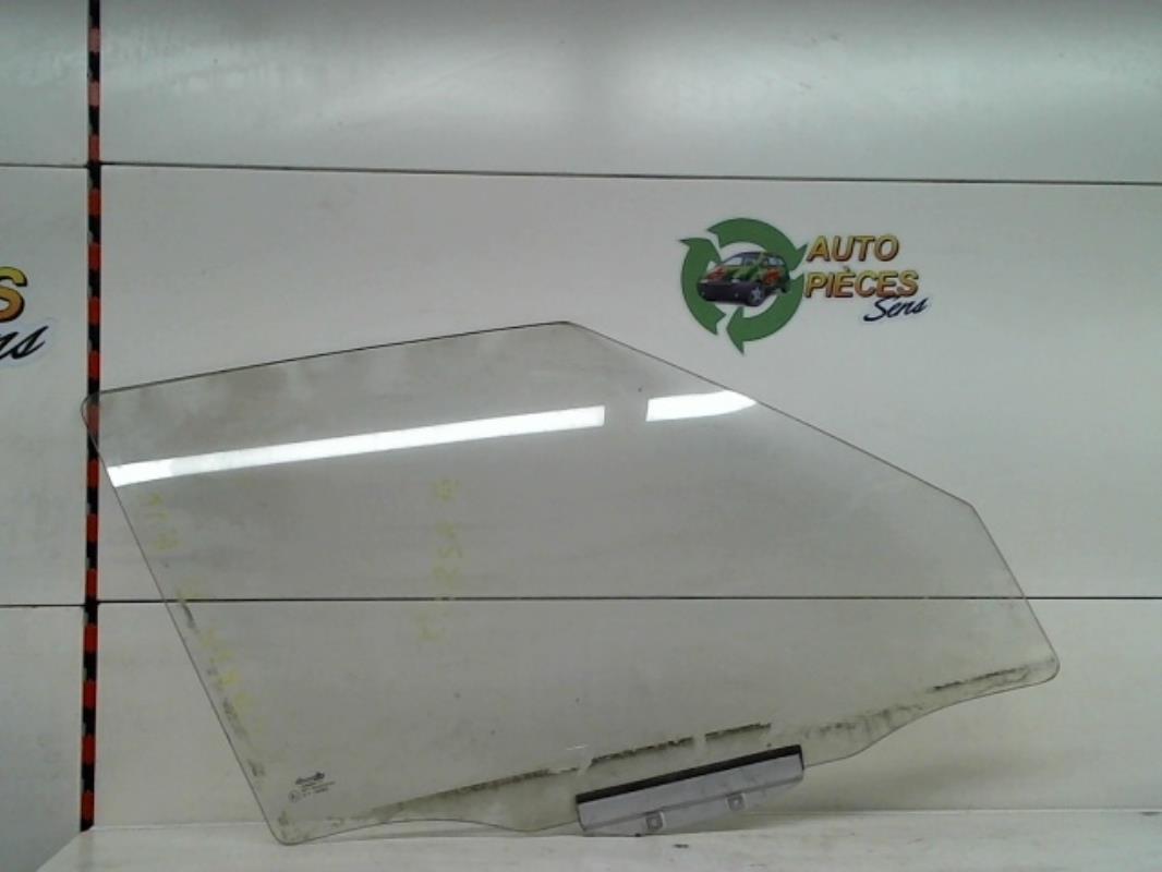 Vitre avant droit OPEL CORSA A  - 1