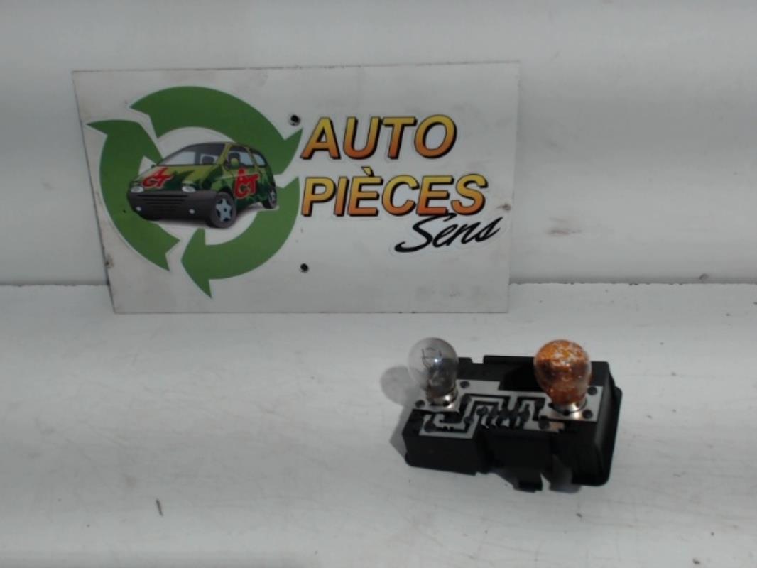 Platine feu arriere gauche CITROEN XANTIA PHASE 2 Essence - 1