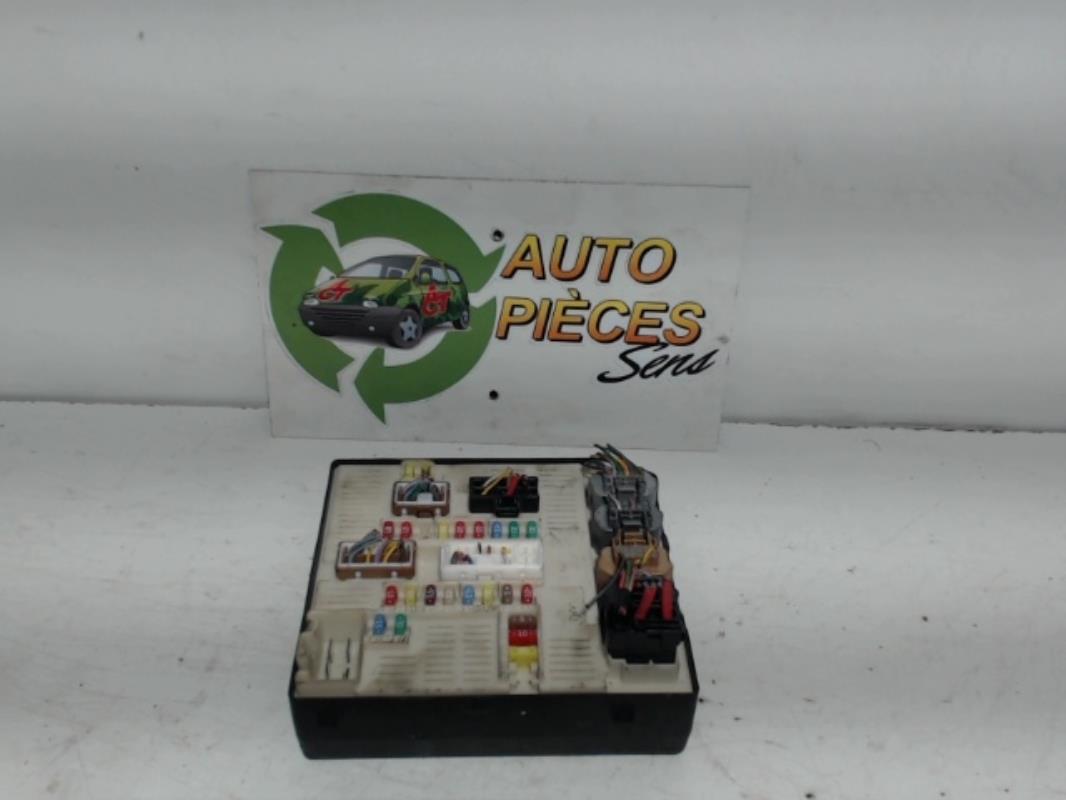 Boitier servitude moteur (BSM) RENAULT MEGANE 3 PHASE 1 BREAK Diesel - 1