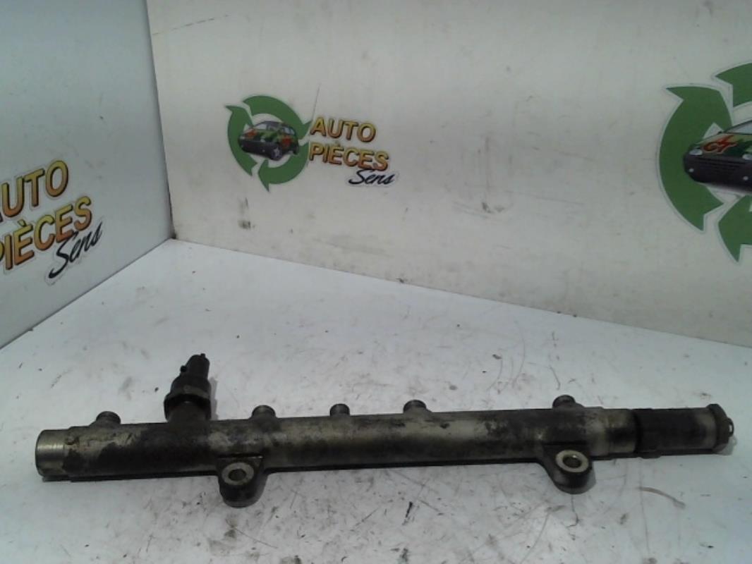 Rampe injection RENAULT SCENIC 2 PHASE 1 Diesel - 1