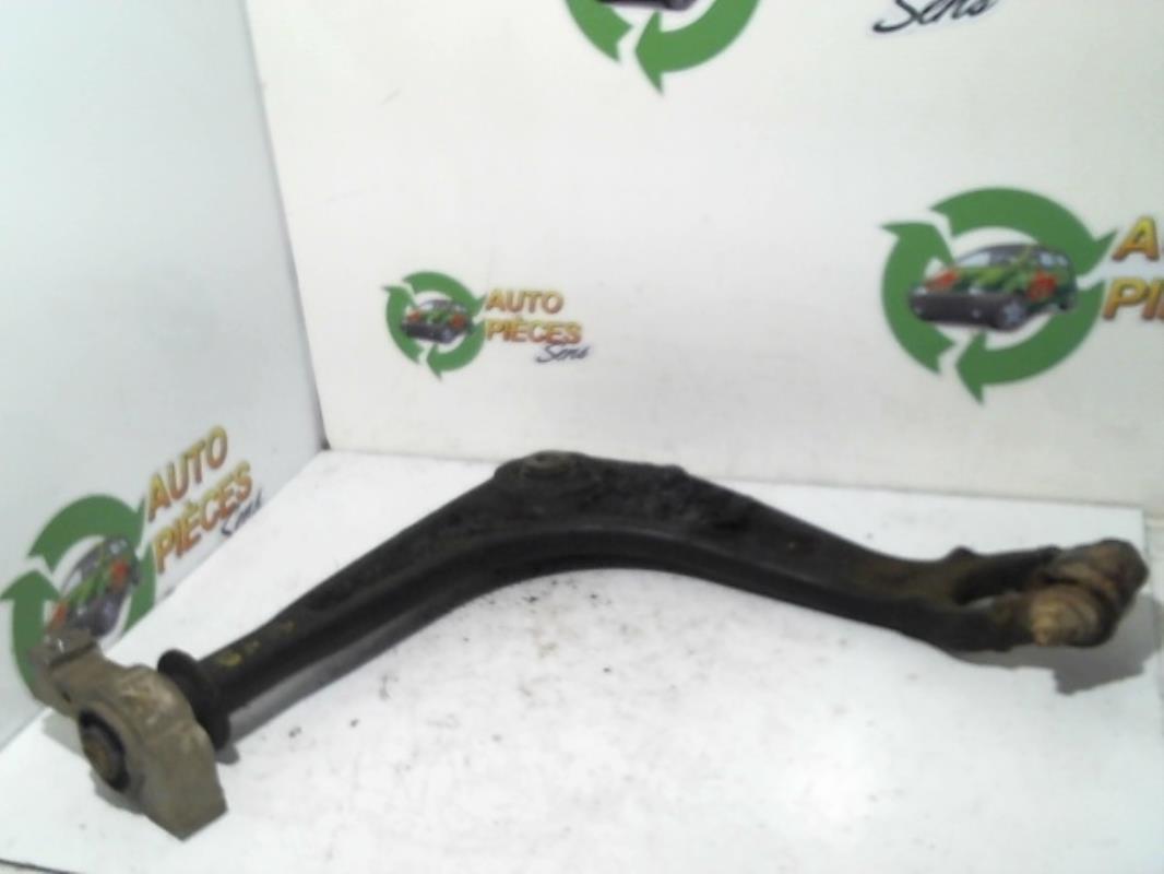 Triangle avant droit PEUGEOT 407 PHASE 1  - 1