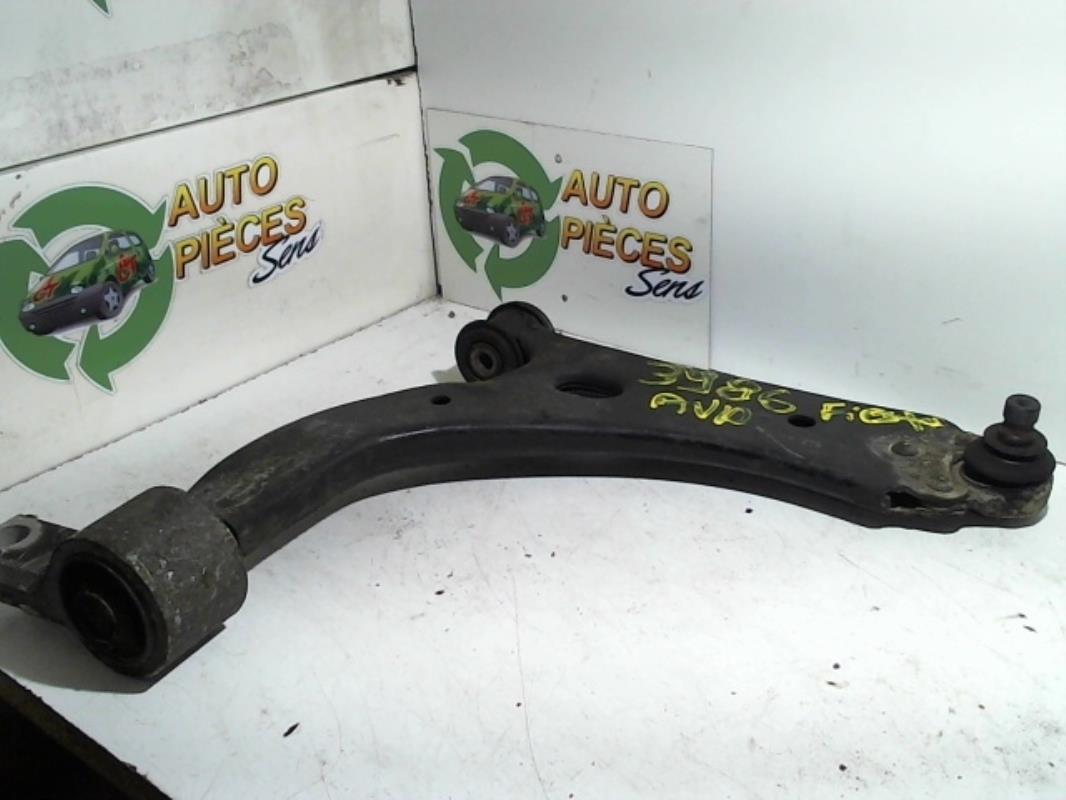 Triangle avant droit FORD FIESTA 5 PHASE 1 Diesel - 1